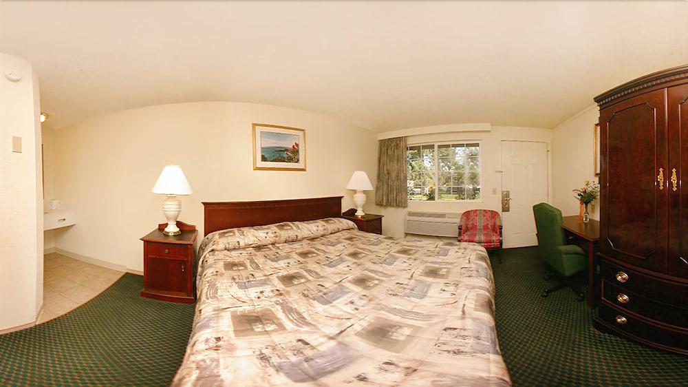 Econo Lodge Eugene Esterno foto