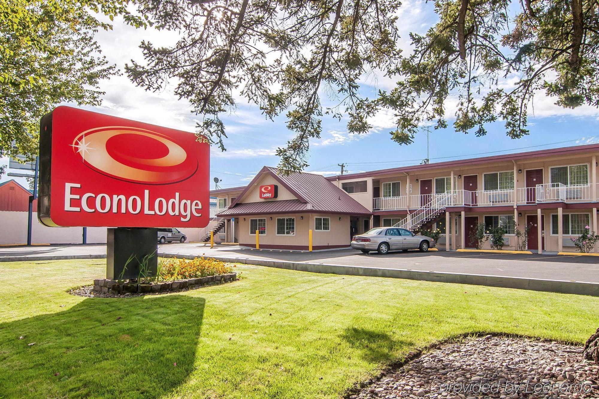 Econo Lodge Eugene Esterno foto